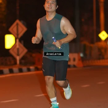 Runner Photo 8155759