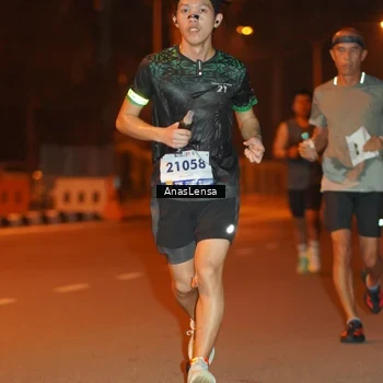 Runner Photo 8155760