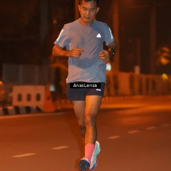 Runner Photo 8155796