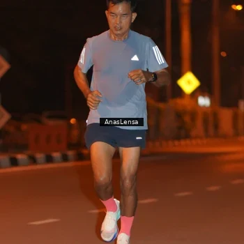 Runner Photo 8155800