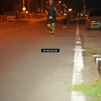 Runner Photo 8155840