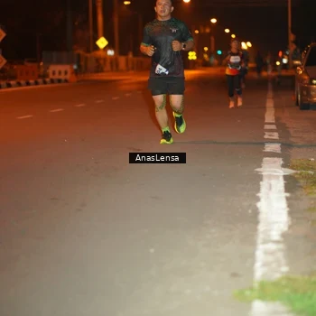 Runner Photo 8155844