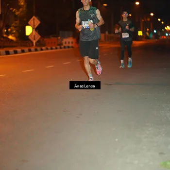 Runner Photo 8155912