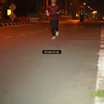 Runner Photo 8155925