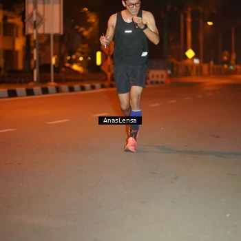 Runner Photo 8155939