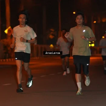 Runner Photo 8155951