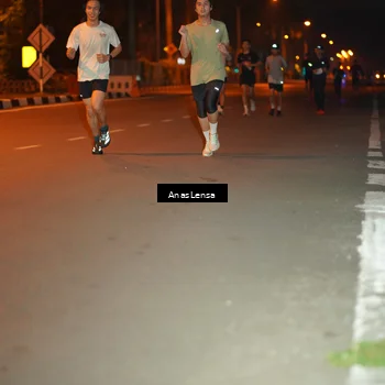 Runner Photo 8155958
