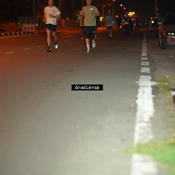 Runner Photo 8155961