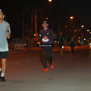 Runner Photo 8155981