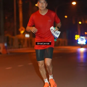 Runner Photo 8156001