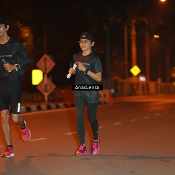 Runner Photo 8156004