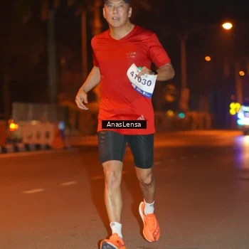 Runner Photo 8156008