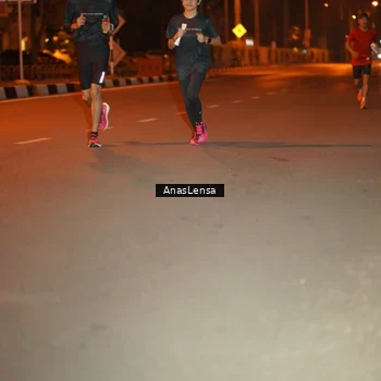 Runner Photo 8156010
