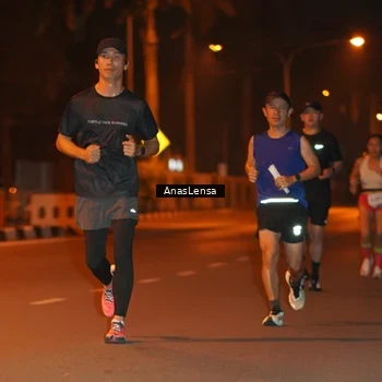 Runner Photo 8156014