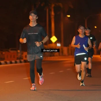 Runner Photo 8156015