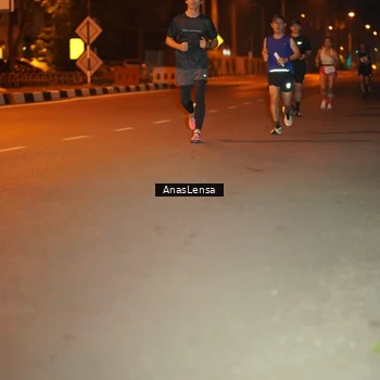 Runner Photo 8156016