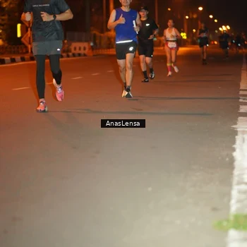 Runner Photo 8156017