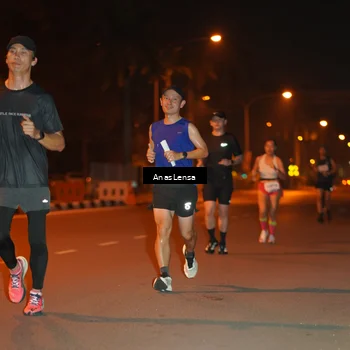 Runner Photo 8156025