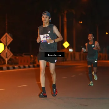 Runner Photo 8156047