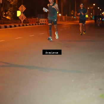 Runner Photo 8156053