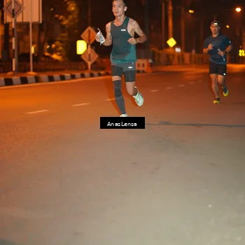 Runner Photo 8156054