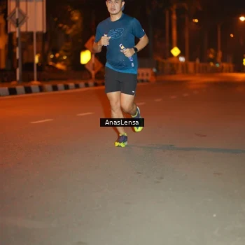 Runner Photo 8156072