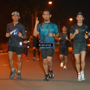 Runner Photo 8156088