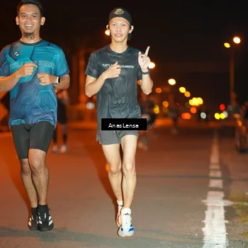 Runner Photo 8156097
