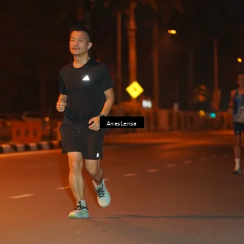 Runner Photo 8156105