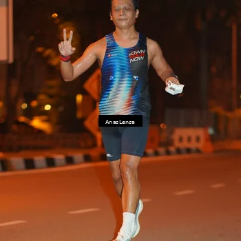 Runner Photo 8156109