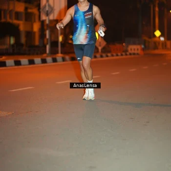 Runner Photo 8156113