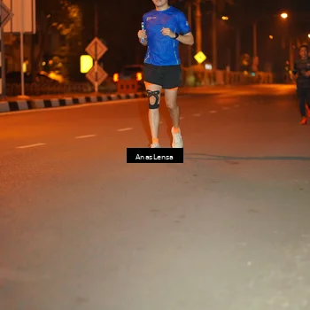 Runner Photo 8156115