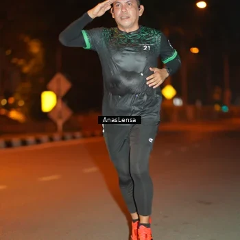 Runner Photo 8156140