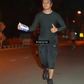 Runner Photo 8156153