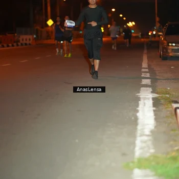 Runner Photo 8156155