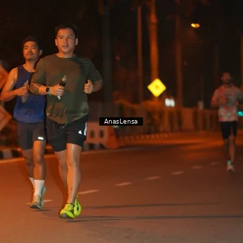 Runner Photo 8156161
