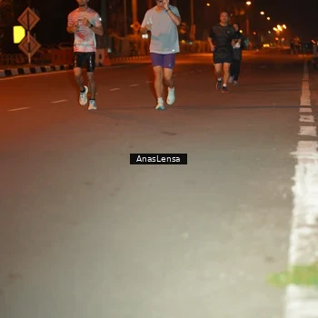 Runner Photo 8156170