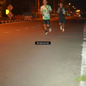 Runner Photo 8156195