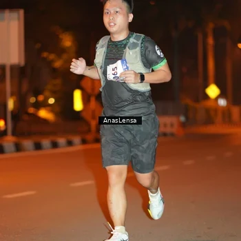 Runner Photo 8156215