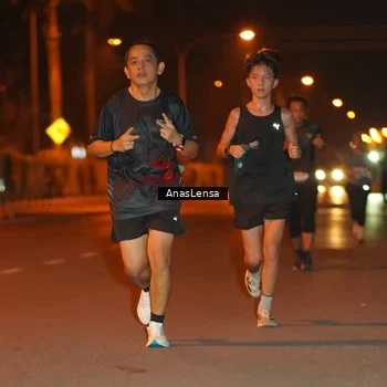 Runner Photo 8156216