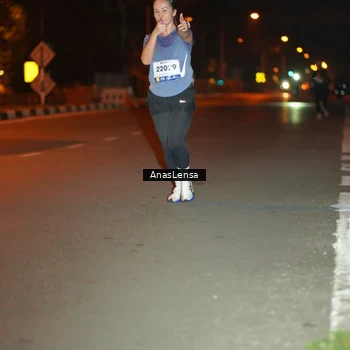 Runner Photo 8156243