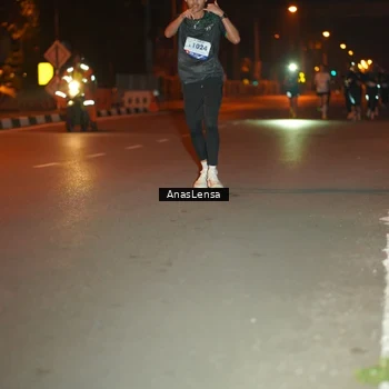 Runner Photo 8156253