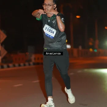 Runner Photo 8156257