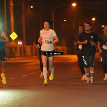 Runner Photo 8156258