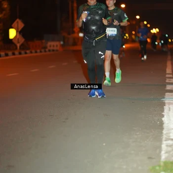 Runner Photo 8156291
