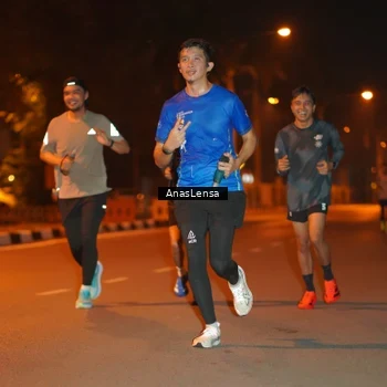 Runner Photo 8156312