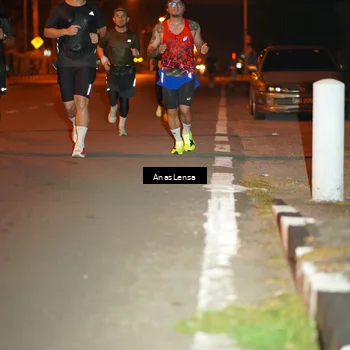 Runner Photo 8156318