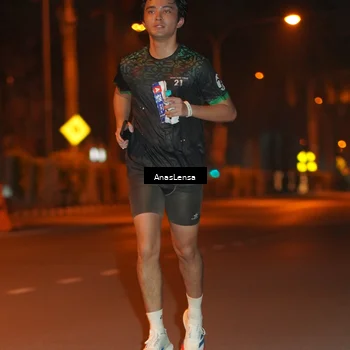 Runner Photo 8156341