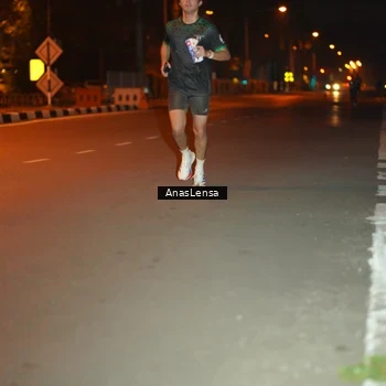 Runner Photo 8156351