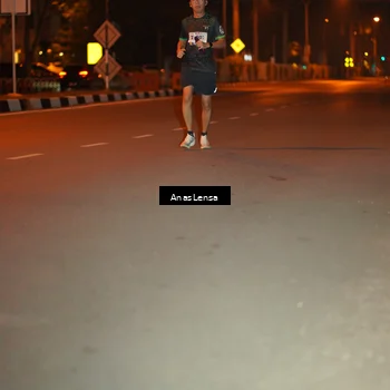 Runner Photo 8156372